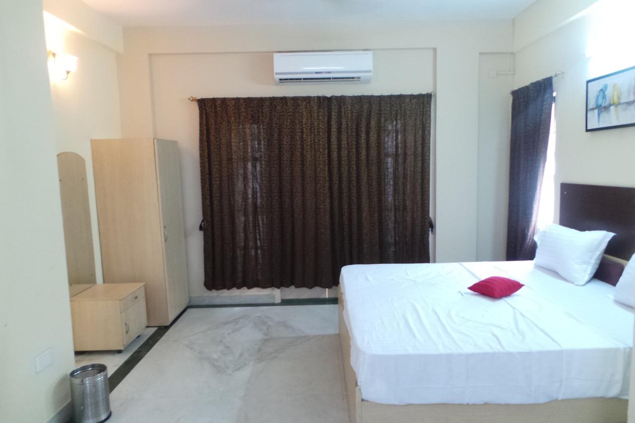 White House Hotel Bangalore Exteriör bild
